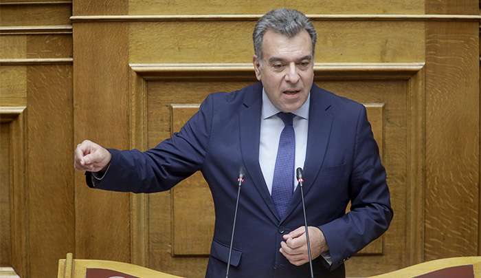 ΜΑΝΟΣ ΚΟΝΣΟΛΑΣ: «Να ενισχυθεί με προσωπικό το Εργαστήρι Ειδικής Επαγγελματικής Εκπαίδευσης και Κατάρτισης στην Κάλυμνο»