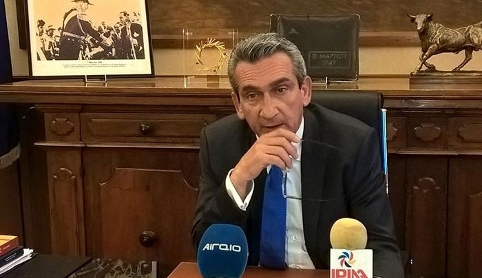 Σκληρή απάντηση του Περιφερειάρχη στο Δήμαρχο Σύρου