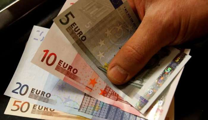Ποιοι εργαζόμενοι θα δουν αυξήσεις από τον Απρίλιο στον κατώτατο μισθό