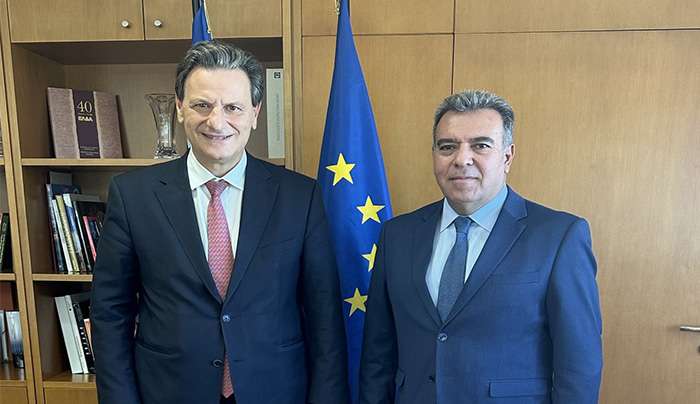 «Συνάντηση του Μάνου Κόνσολα με τον Υπουργό Περιβάλλοντος για την ανεπιτήρητη βόσκηση και το πρόβλημα με τα ελάφια στη Ρόδο»
