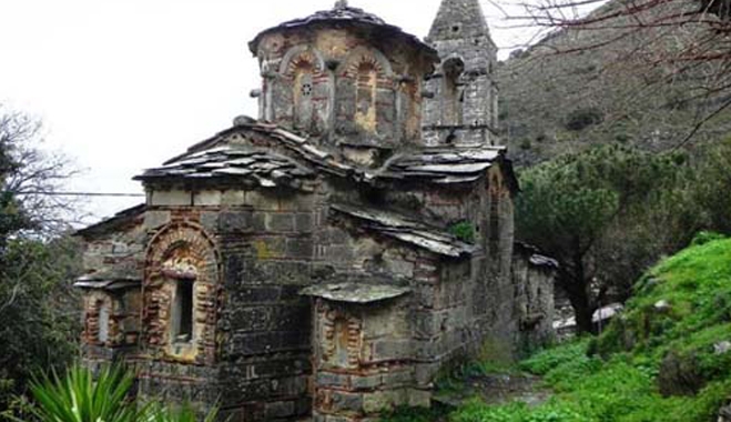 Αποκατάσταση του Ιερού Ναού Αγίου Πέτρου στην Καστάνια της Μεσσηνιακής Μάνης (Photo)