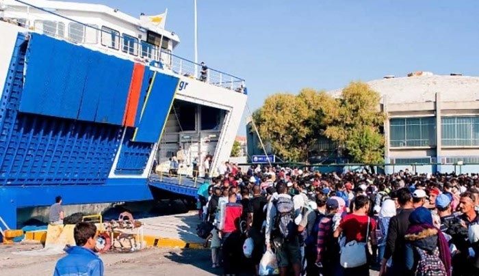 Σχέδιο μεταφοράς προσφύγων από τα νησιά