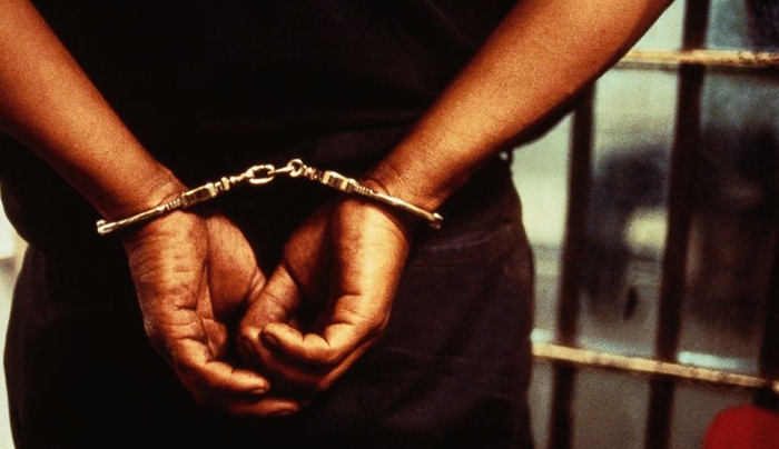 Συνελήφθη εχθές το βράδυ 29 χρόνος με μικροποσότητα ακατέργαστης κάνναβης