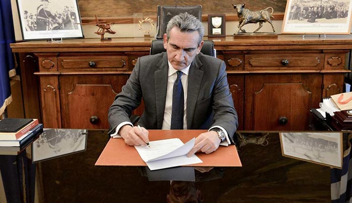 Έργα επισκευής και συντήρησης των σχολικών κτιρίων στον Δήμο Κάσου, αναλαμβάνει η Περιφέρεια Νοτίου Αιγαίου