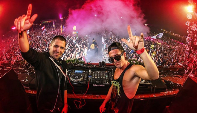 Dimitri Vegas &amp; Like Mike | Στη δεύτερη θέση του Dj Mag Top 100!