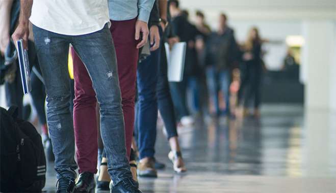 Αντίστροφη μέτρηση για το νέο επίδομα ανεργίας