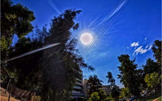 Καιρός σήμερα: Το θερμόμετρο σήμερα ανεβαίνει σε ασυνήθιστα ύψη για την εποχή