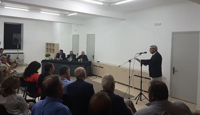 “Να ανακληθούν άμεσα οι αποφάσεις που δεν υπακούουν σε καμία λογική και δημιουργούν μη αναστρέψιμες καταστάσεις”