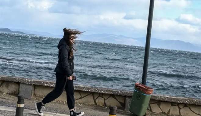 Καιρός σήμερα: Άνοδος της θερμοκρασίας και τοπικές βροχές,