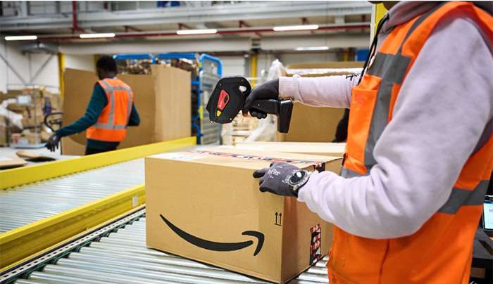Η UPS απολύει 20.000 εργαζόμενους σε όλο τον κόσμο – Περικοπές μετά την απώλεια εσόδων από την Amazon