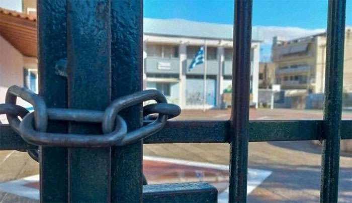 Πότε κλείνουν τα σχολεία για τις διακοπές των Χριστουγέννων,
